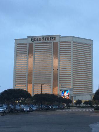Is Gold Strike Casino In Tunica Mississippi Open